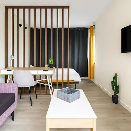 1 Cosy & Warm Courcouronnes